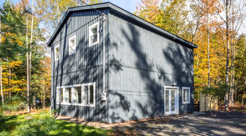 Photo of Woodpecker's Stop