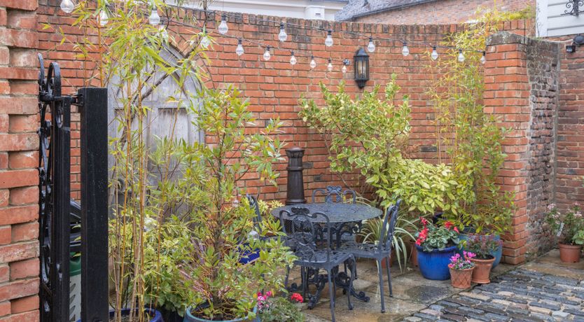 Photo of Tempus Fugit