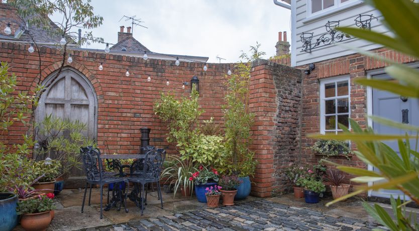 Photo of Tempus Fugit