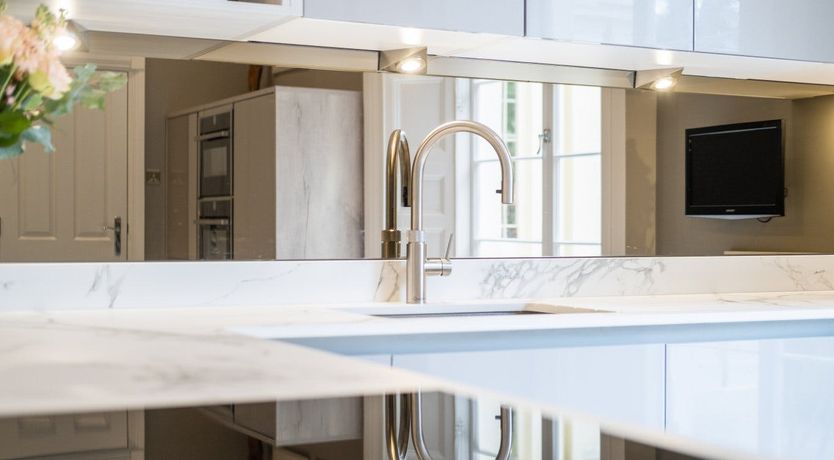 Photo of Light from the Chandelier