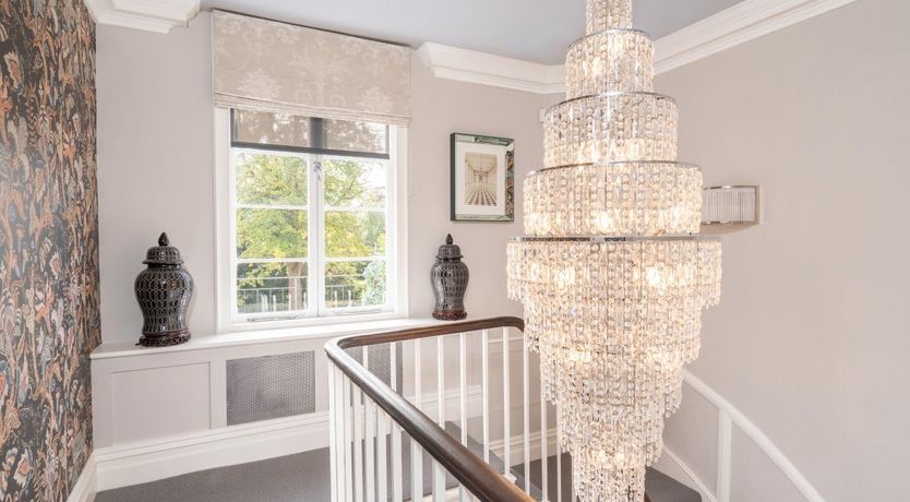 Photo of Light from the Chandelier