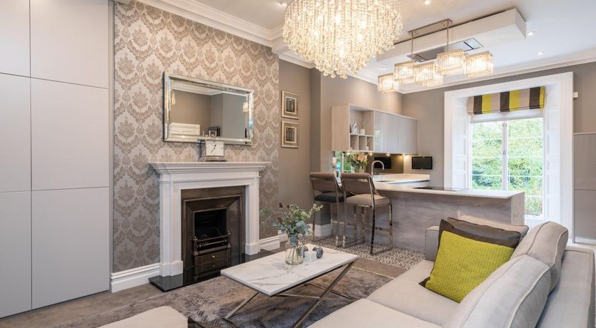 Photo of Light from the Chandelier