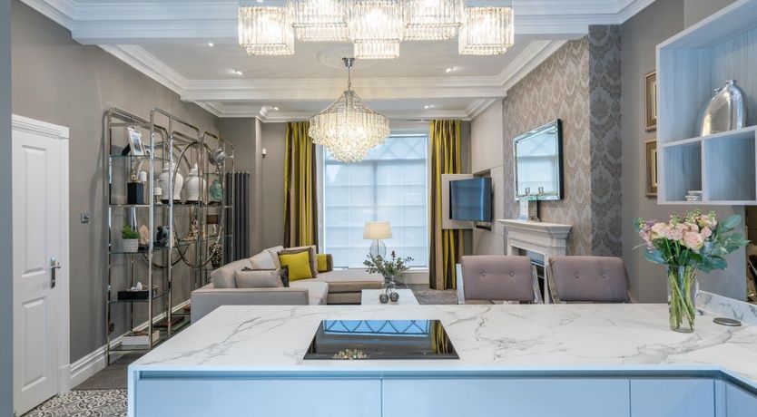 Photo of Light from the Chandelier