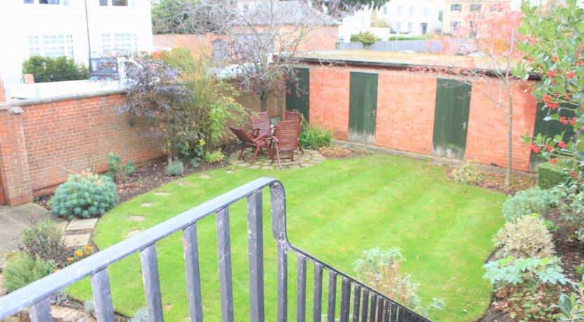 Photo of Regency Glow