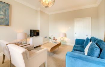 Regency Glow Holiday Cottage