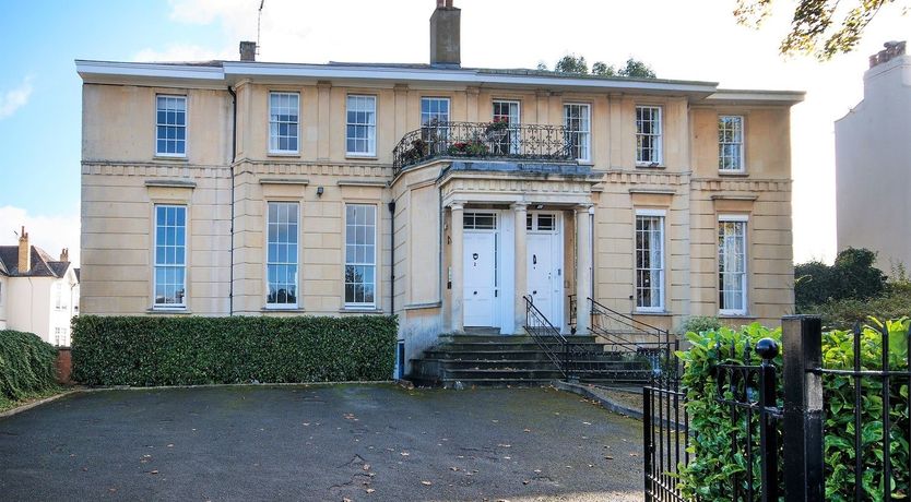 Photo of Regency Glow