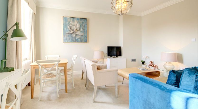 Photo of Regency Glow