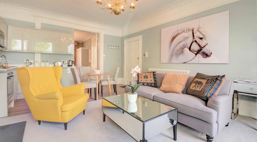 Photo of Run For the Roses