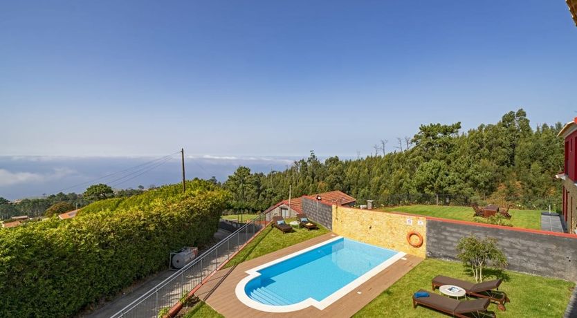 Photo of Cherry Wine