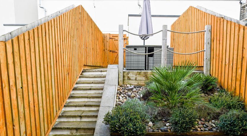 Photo of Seashells & Pearls