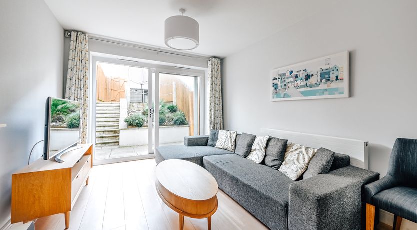 Photo of Seashells & Pearls