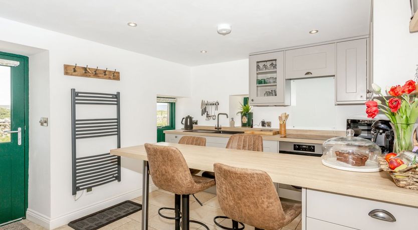 Photo of Pogles Wood Cottage