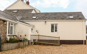 Photo of Littleham Court Cottage
