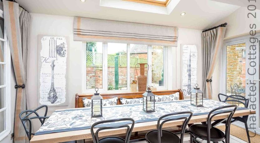 Photo of Honeysuckle Cottage (Middle Tysoe)