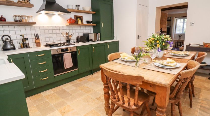 Photo of Royal Oak Cottage