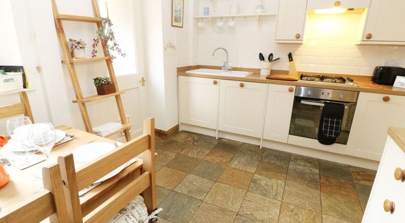 Photo of Robin Cottage - 2 The Meadows