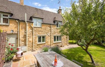 Wyncliffe Holiday Cottage
