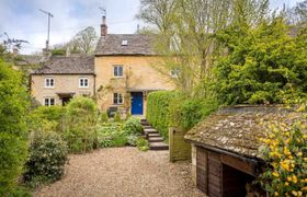 Photo of dove-cottage-naunton