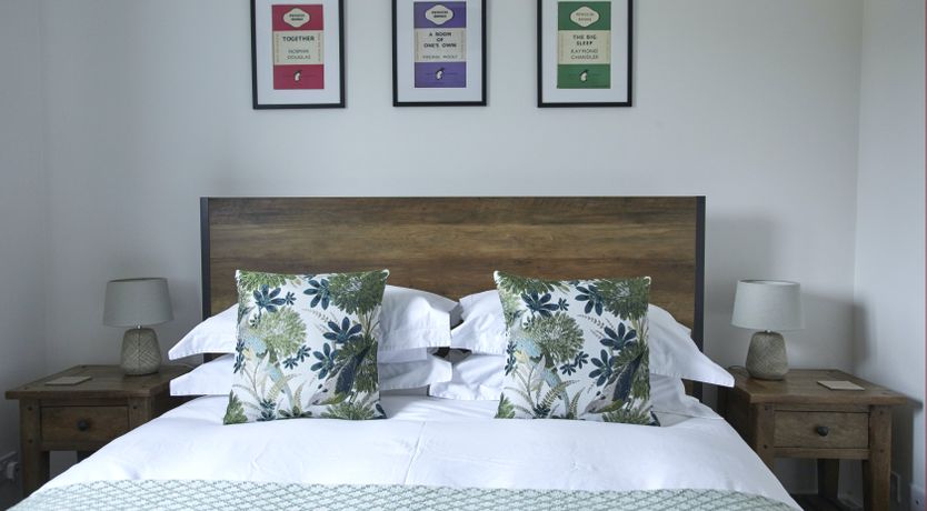 Photo of Miss Hathaway