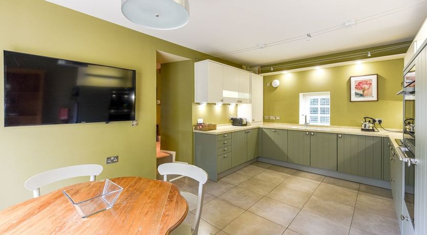 Photo of Ivy & Sea Grass