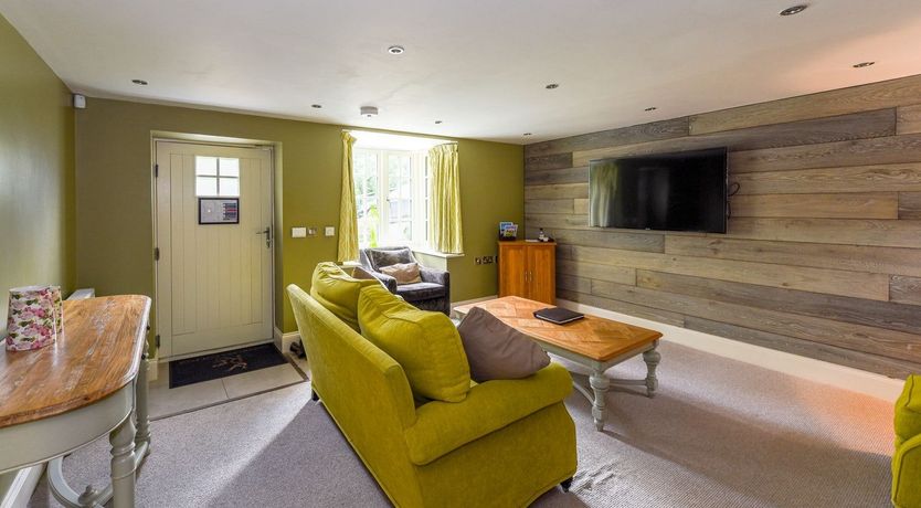 Photo of Ivy & Sea Grass