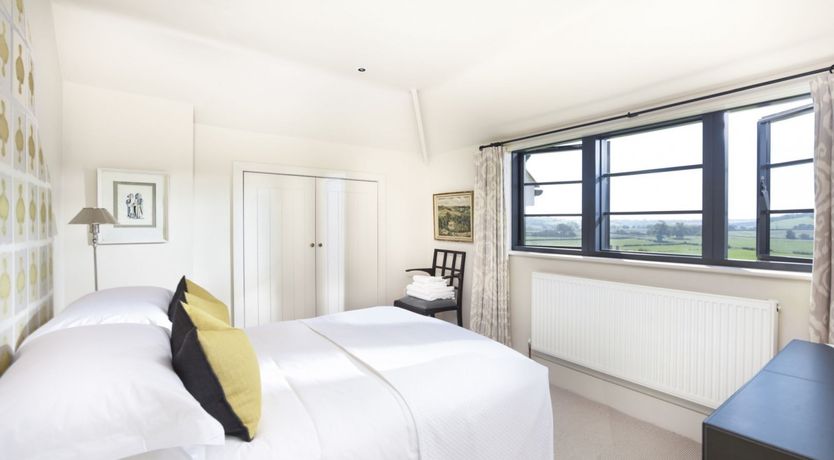 Photo of Catch the Pigeon