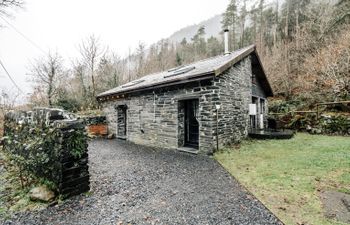 Fronwen Lodge Holiday Cottage