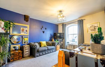 Yorkshire Blue Apartment