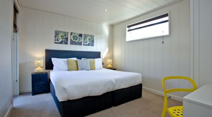 Photo of Hit the Deck