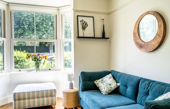 Bouquets Of Forget-Me-Nots Holiday Cottage