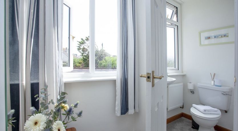 Photo of Sweet Nightingale