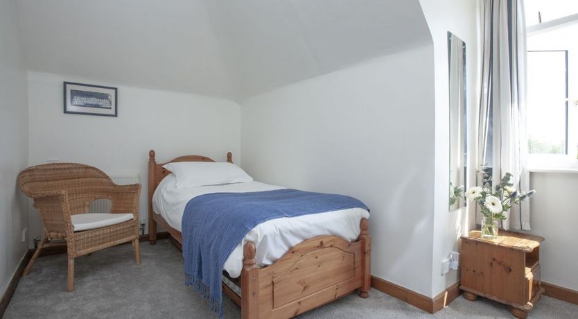 Photo of Sweet Nightingale