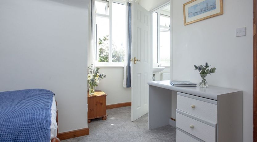 Photo of Sweet Nightingale