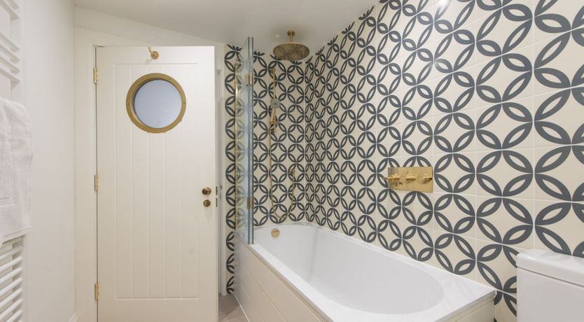 Photo of Seagulls Soar