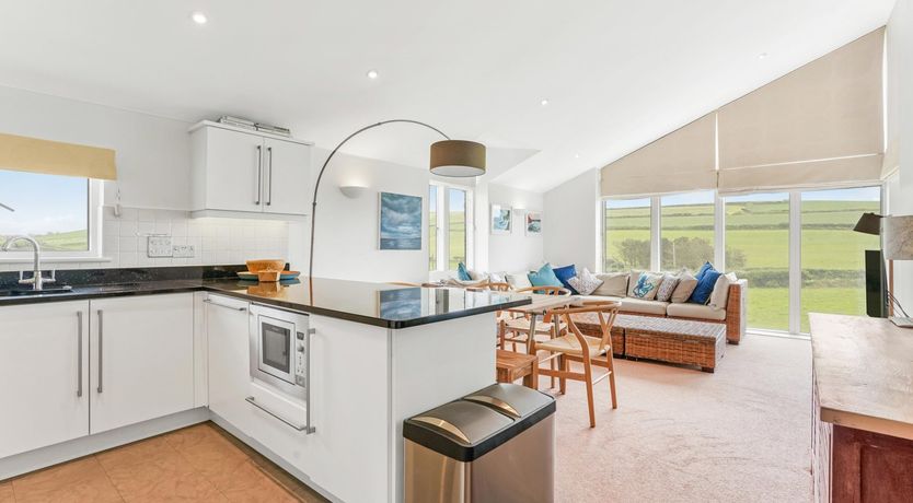 Photo of 6 Ocean's Edge