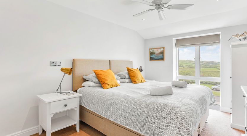 Photo of 6 Ocean's Edge