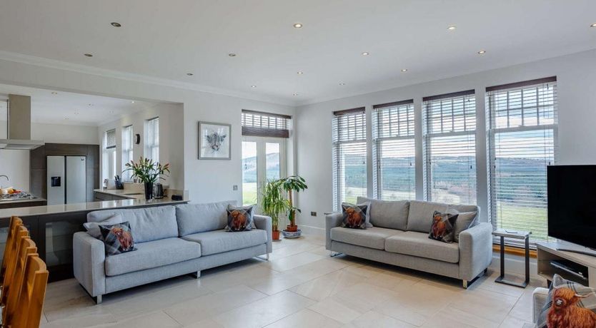 Photo of 5 Bed in Evanton