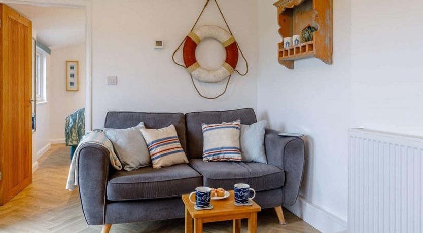 Photo of 1 Bed in Heanton