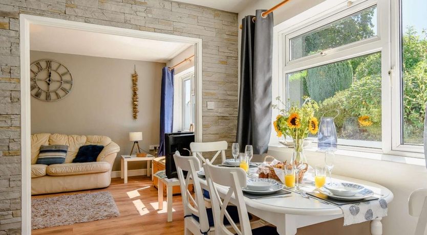 Photo of 2 Bed in Kilgetty