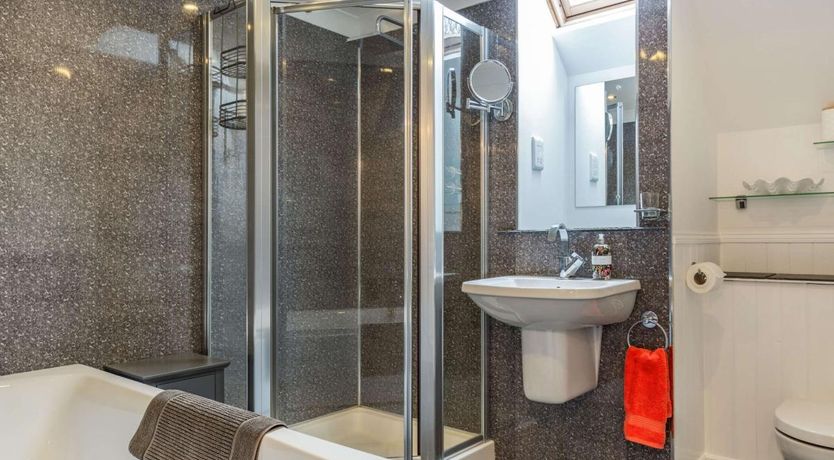 Photo of 3 Bed in Bude