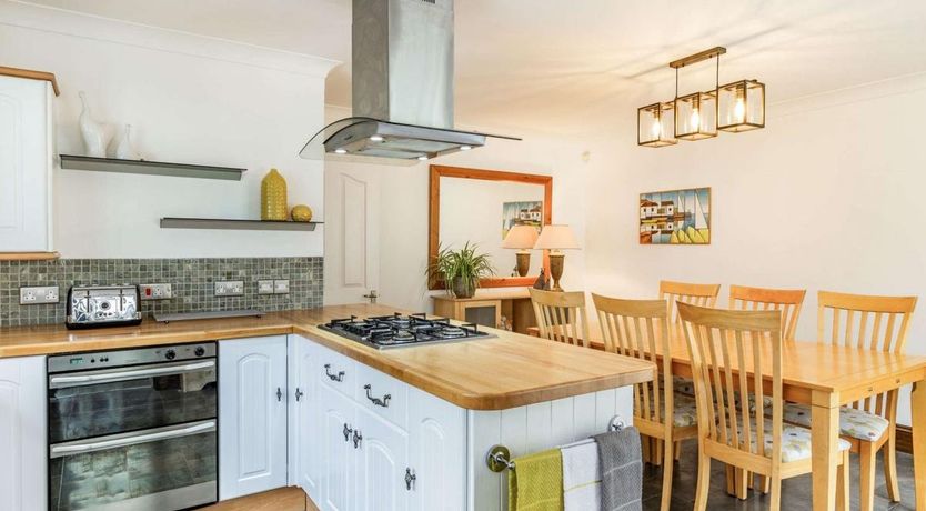 Photo of 3 Bed in Bude