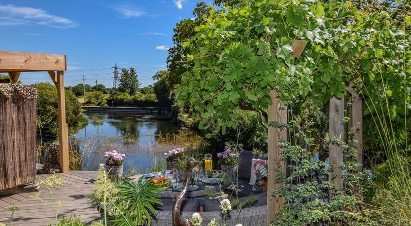 Photo of 3 Bed in Christchurch