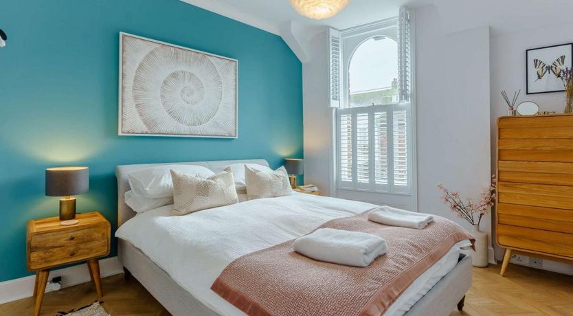 Photo of 2 Bed in Rye