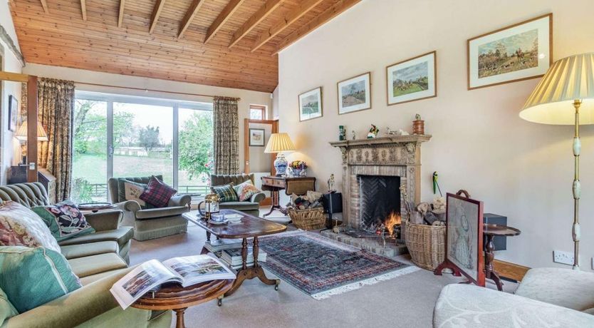 Photo of 3 Bed in Lasswade