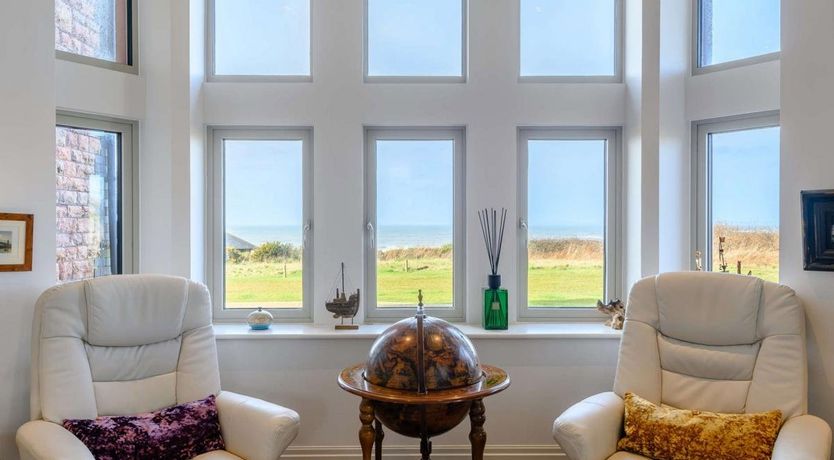 Photo of 2 Bed in Porthcawl