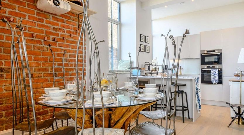 Photo of 2 Bed in Porthcawl