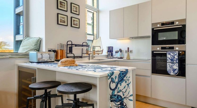 Photo of 2 Bed in Porthcawl