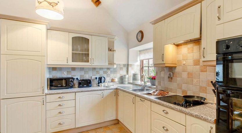 Photo of 2 Bed in Over Haddon