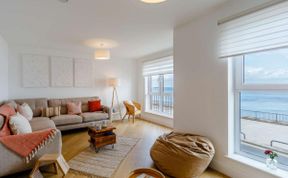 Photo of in Whitley Bay (87186)