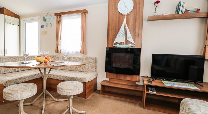 Photo of Solent Breezes, Caravan 108